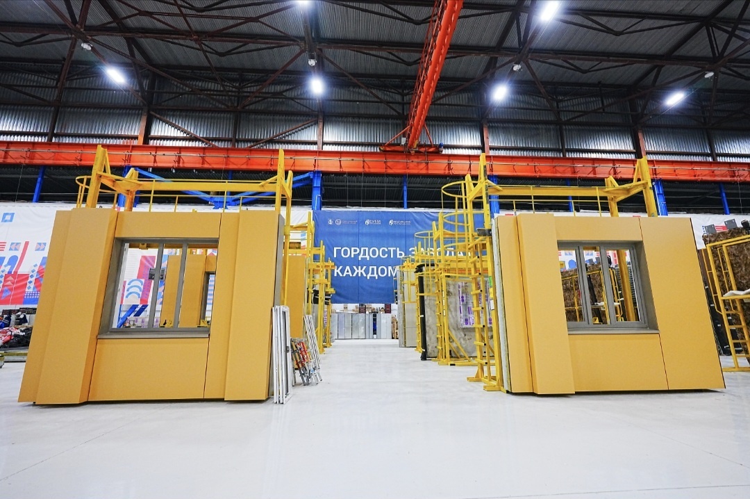 О префаб-технологиях строительства жилых домов для программы реновации рассказали в эфире РБК ТВ