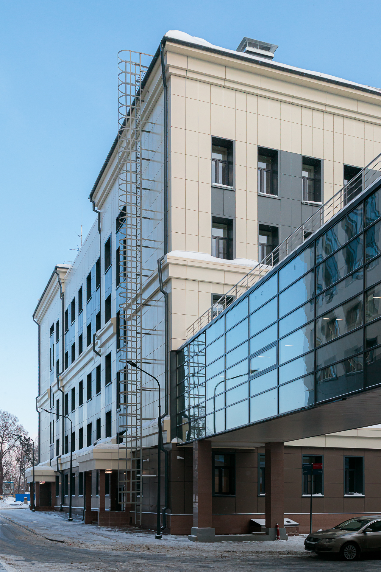 Мэр Москвы Сергей Собянин открыл обновленный корпус ГКБ №1 имени Пирогова, комплексный капитальный ремонт которого выполнила ГК «СУ-555»